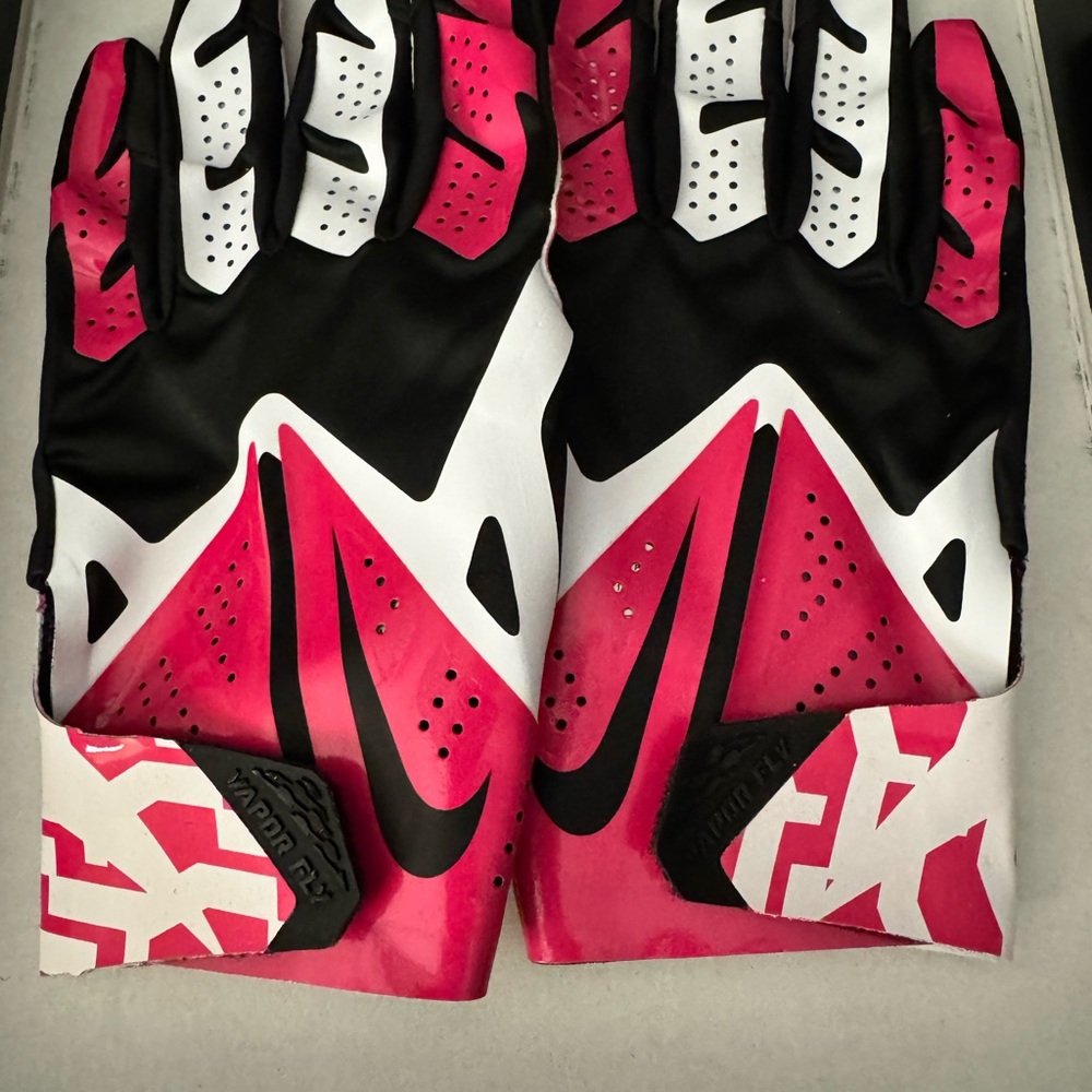 Nike Vapor Fly Pink Breast Cancer NFL XXL Football Gloves
